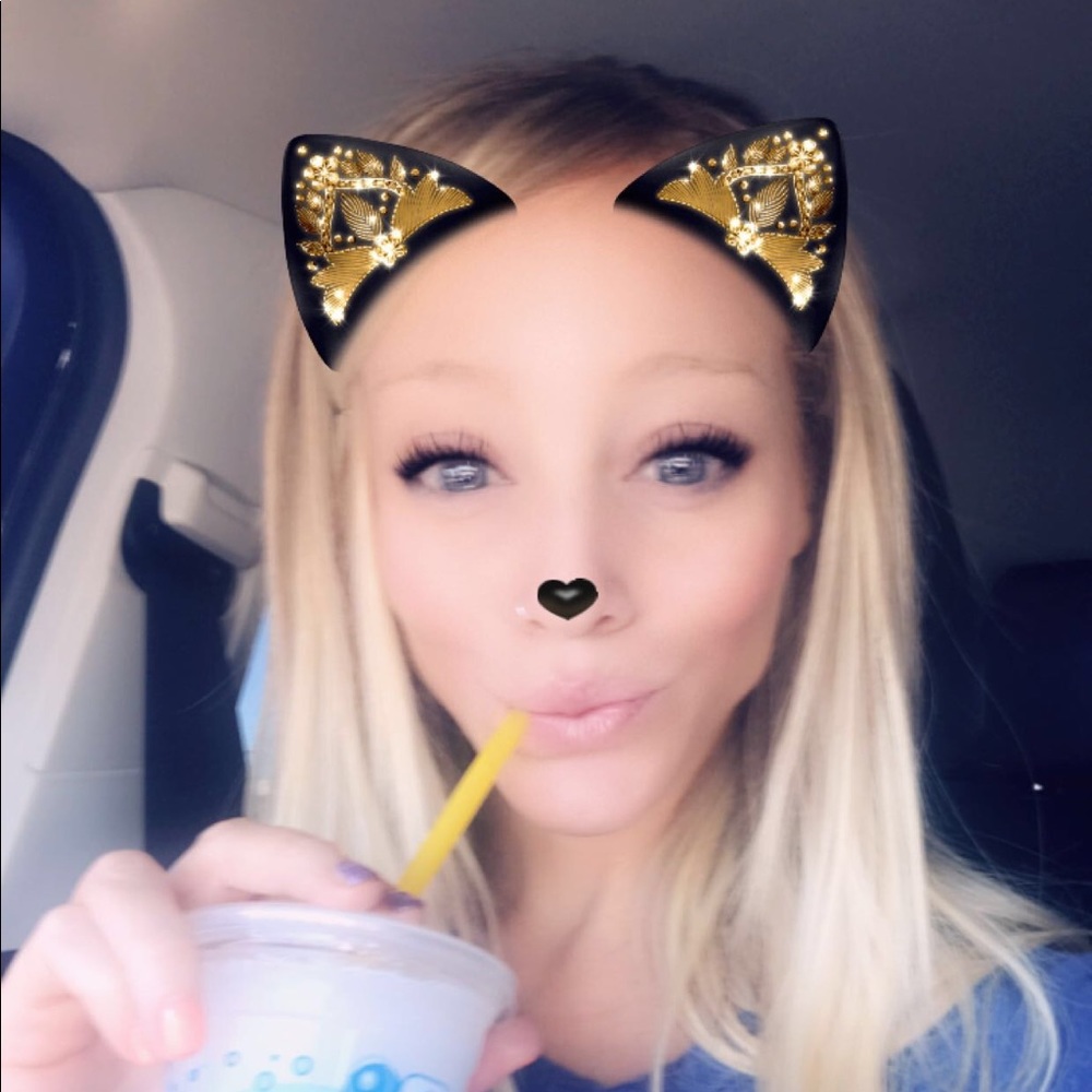 Meet your Posher, Jaclyn